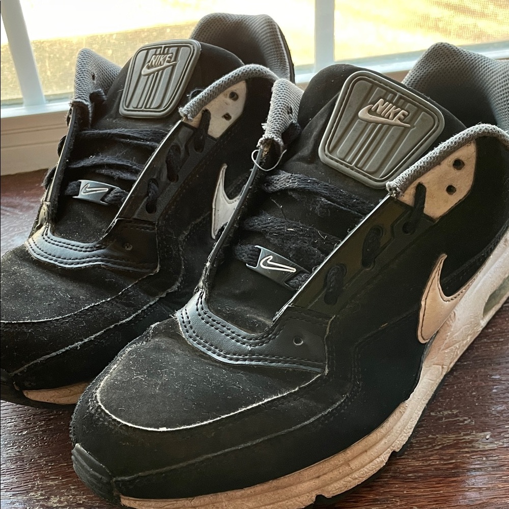 Nike Men's AirMax LTD 3 Sneakers
